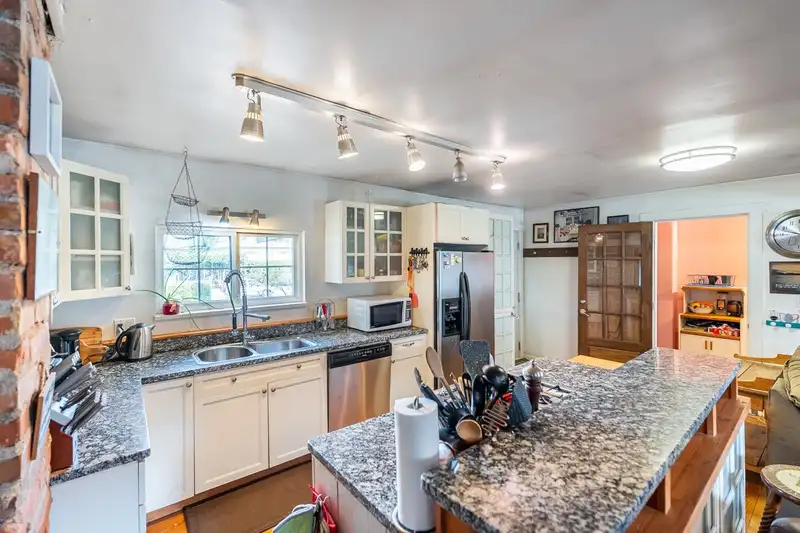 1052 COMO LAKE AVENUE - photo 4 of 36