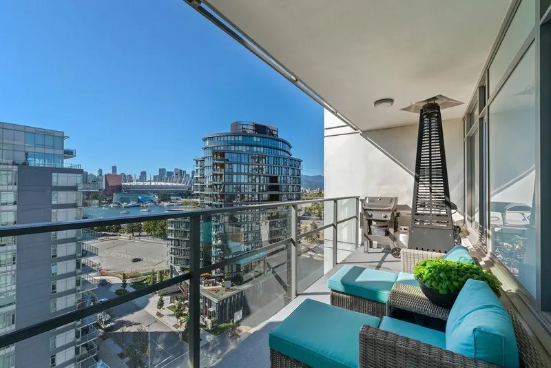 1503 110 SWITCHMEN STREET - photo 4 of 25