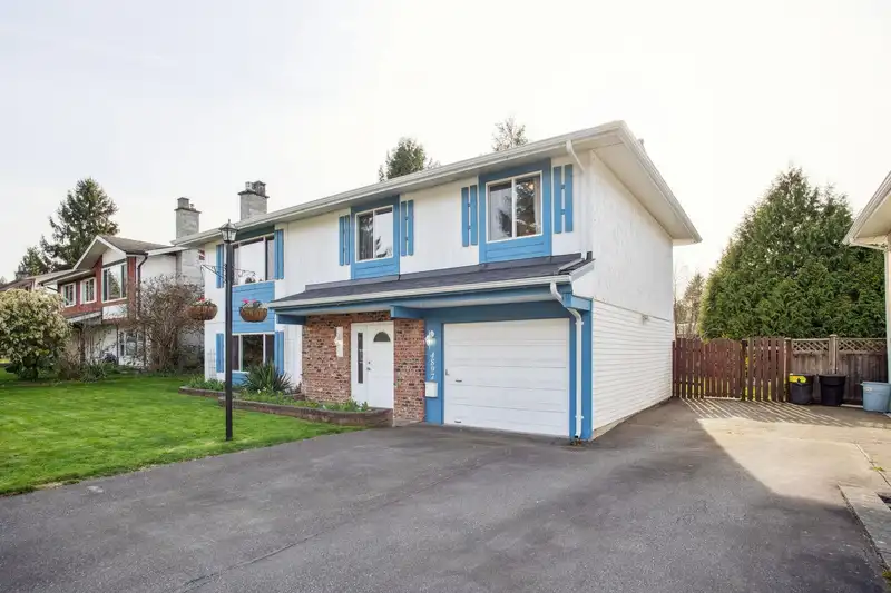 4897 205A STREET - photo 2 of 32