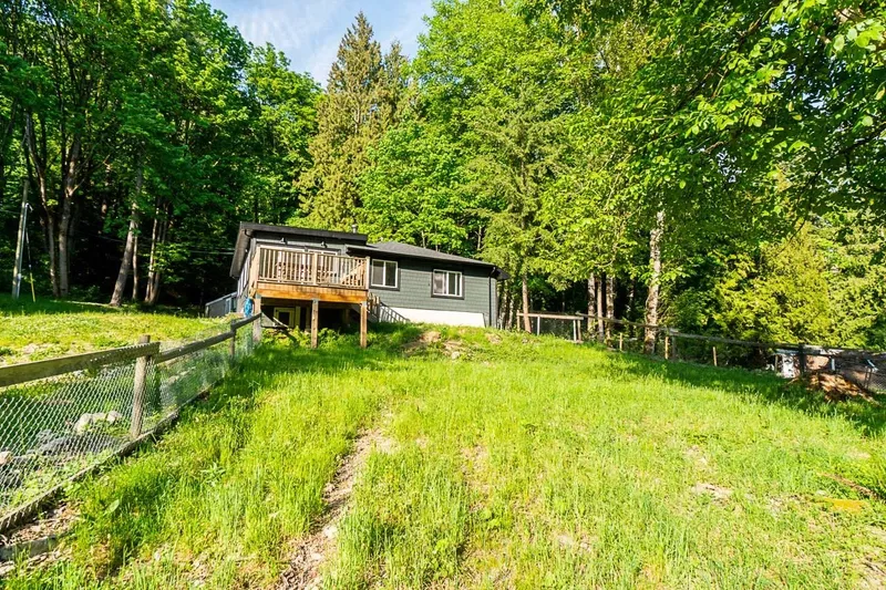 44190 MALCOLM ROAD - photo 2 of 25