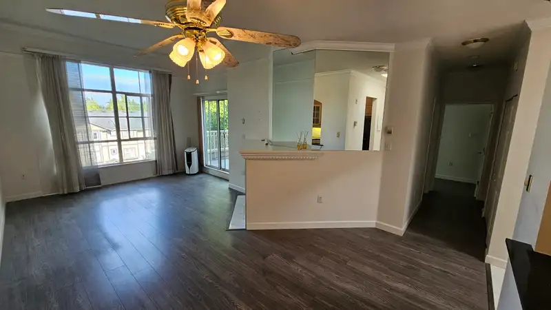 317 8975 JONES ROAD - photo 4 of 27