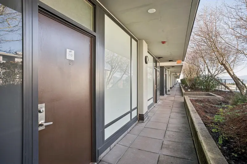 713 9009 CORNERSTONE MEWS - photo 4 of 25