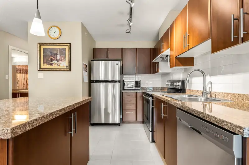 602 1178 HEFFLEY CRESCENT - photo 3 of 25