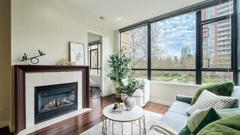 301 7368 SANDBORNE AVENUE - photo 1 of 40