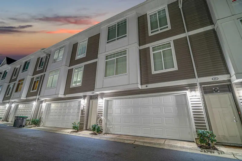 26 11267 133 STREET - photo 4 of 25