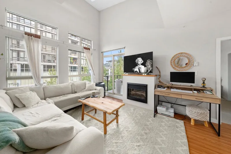 411 201 MORRISSEY ROAD - photo 3 of 25