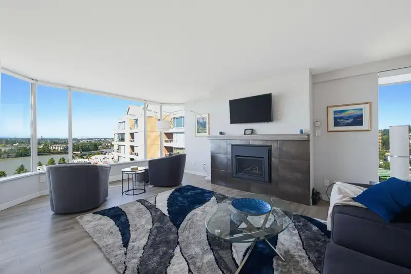1606 1045 QUAYSIDE DRIVE - photo 3 of 40