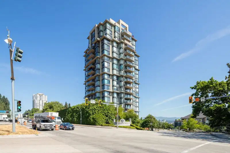 1504 11 E ROYAL AVENUE - photo 2 of 40