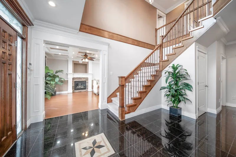 6391 NEVILLE STREET - photo 3 of 25