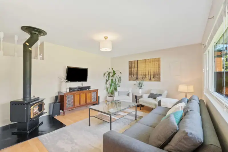 21017 STONEHOUSE AVENUE - photo 3 of 40