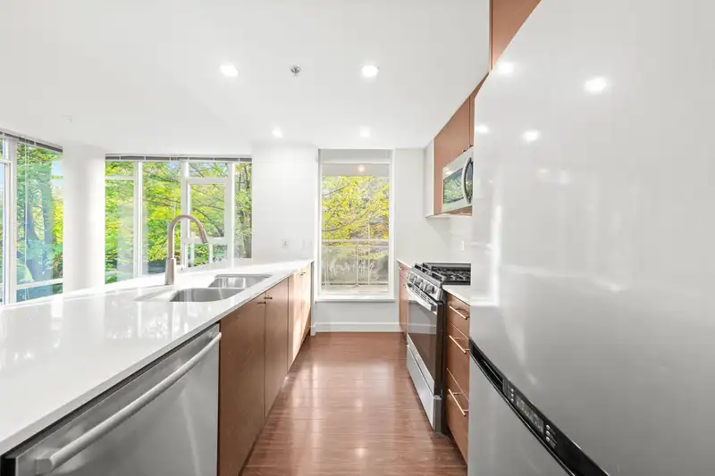 601 7371 WESTMINSTER HIGHWAY - photo 4 of 27
