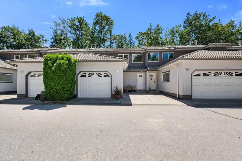 9 2401 MAMQUAM ROAD - photo 2 of 31