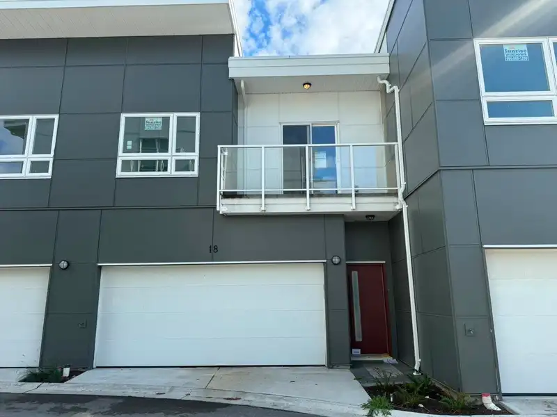 18 3033 SHELL ROAD - photo 1 of 4
