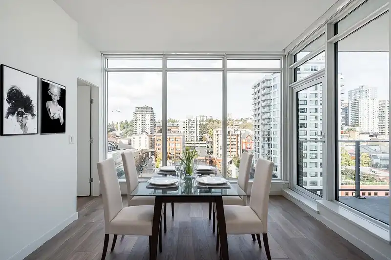904 680 QUAYSIDE DRIVE - photo 3 of 30