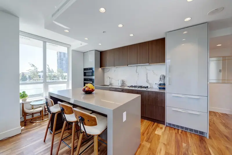 301 1675 LIONS GATE LANE - photo 2 of 24