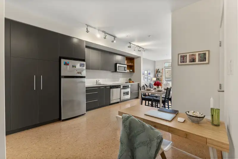 314 2828 MAIN STREET - photo 4 of 24