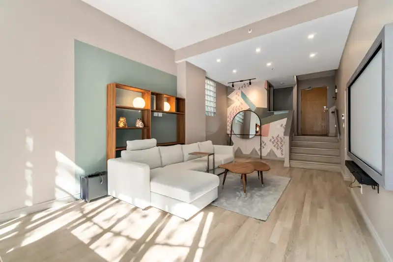108 2288 PINE STREET - photo 3 of 10