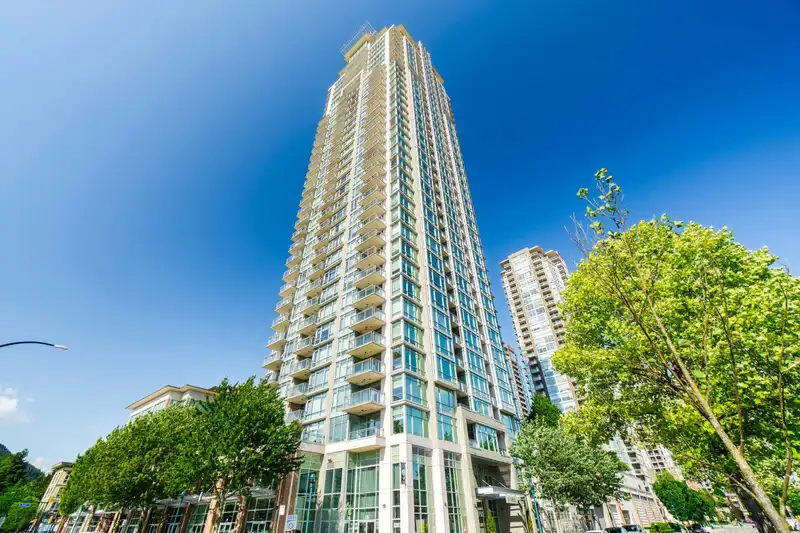 2905 2955 ATLANTIC AVENUE - photo 1 of 26