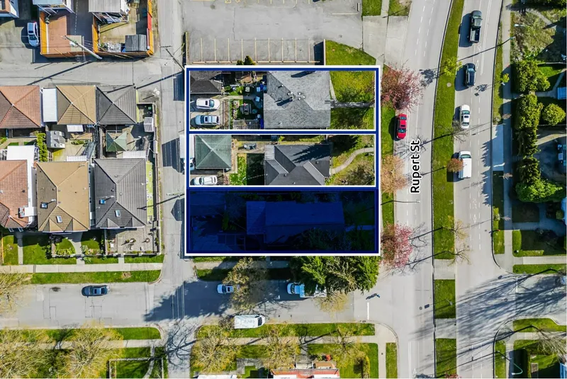 4404 RUPERT STREET - photo 3 of 4