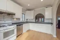 2638 CHARLES STREET - thumbnail 9