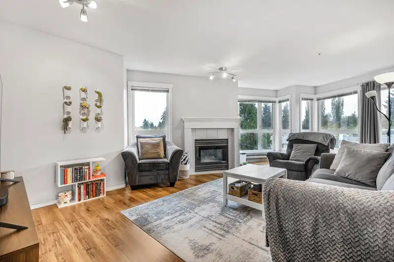 309 20245 53 AVENUE - photo 4 of 25