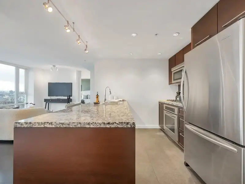 2505 918 COOPERAGE WAY - photo 4 of 21