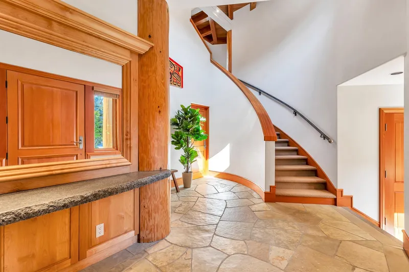 8059 NICKLAUS NORTH BOULEVARD - photo 3 of 25