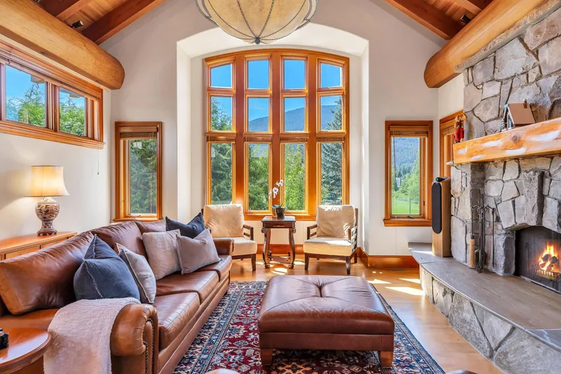 8059 NICKLAUS NORTH BOULEVARD - photo 4 of 25