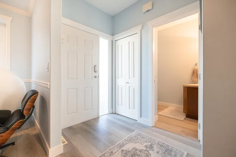 18940 72 AVENUE - photo 2 of 25