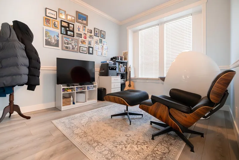 18940 72 AVENUE - photo 3 of 25