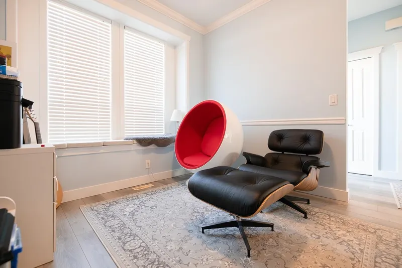 18940 72 AVENUE - photo 4 of 25