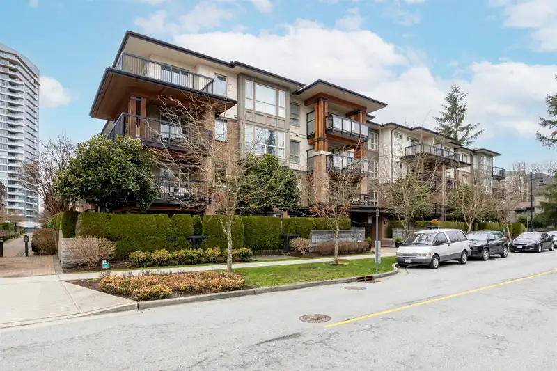 415 1150 KENSAL PLACE - photo 1 of 20
