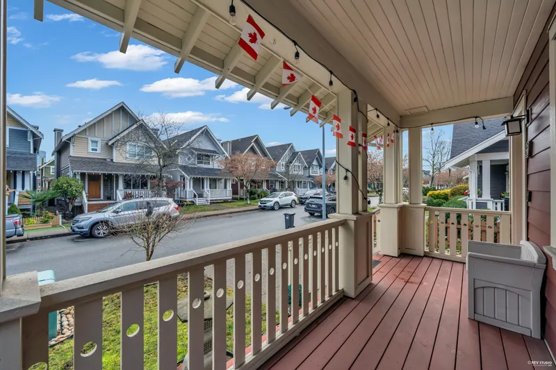 270 HOLLY AVENUE - photo 1 of 25