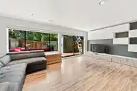 1079 LILLOOET ROAD - thumbnail 22