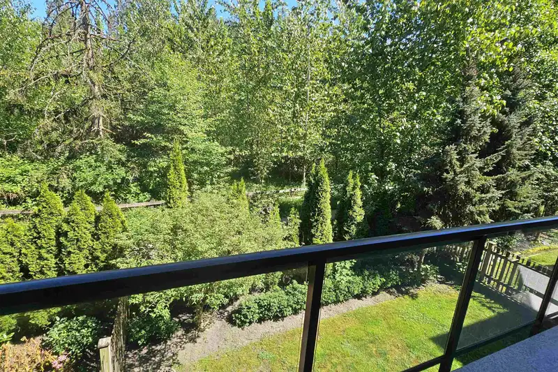 73 20498 82 AVENUE - photo 2 of 40