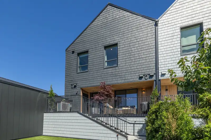 35 6340 MARKET AVENUE - photo 1 of 40