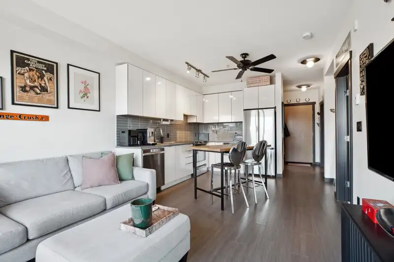 311 9168 SLOPES MEWS - photo 1 of 21