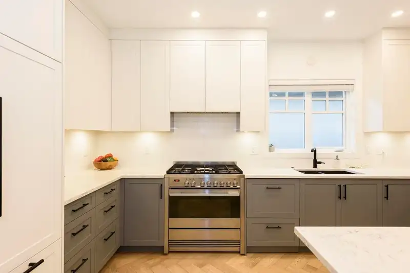 161 E 26TH AVENUE - photo 4 of 40
