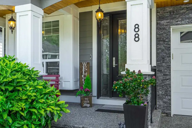 88 169A STREET - photo 3 of 40
