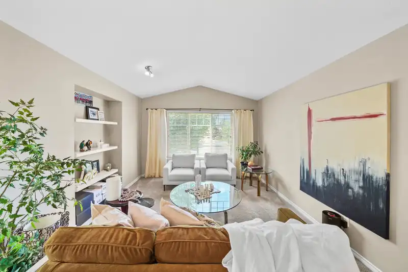 23649 KANAKA WAY - photo 4 of 34