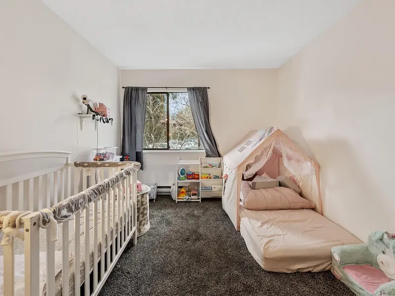 1615 10620 150 STREET - photo 2 of 10