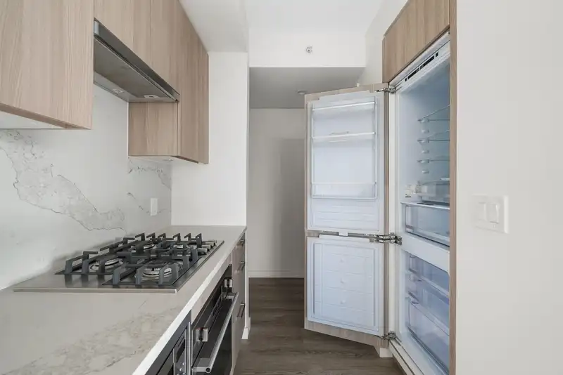 4306 13350 CENTRAL AVENUE - photo 3 of 36