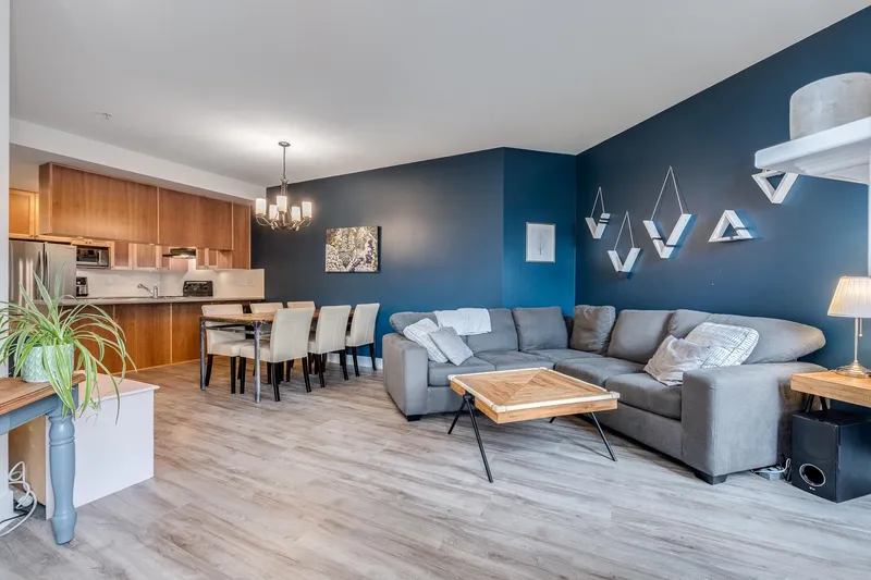 307 15368 16A AVENUE - photo 2 of 25