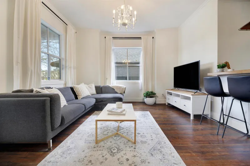 1923 E 1ST AVENUE - photo 1 of 25