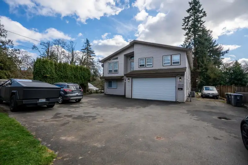 18018 60 AVENUE - photo 2 of 26
