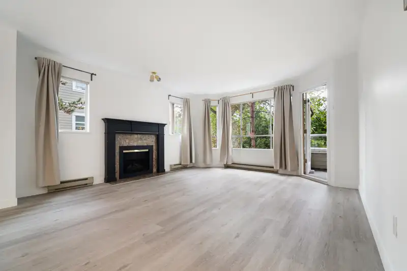 205 5565 INMAN AVENUE - photo 3 of 25