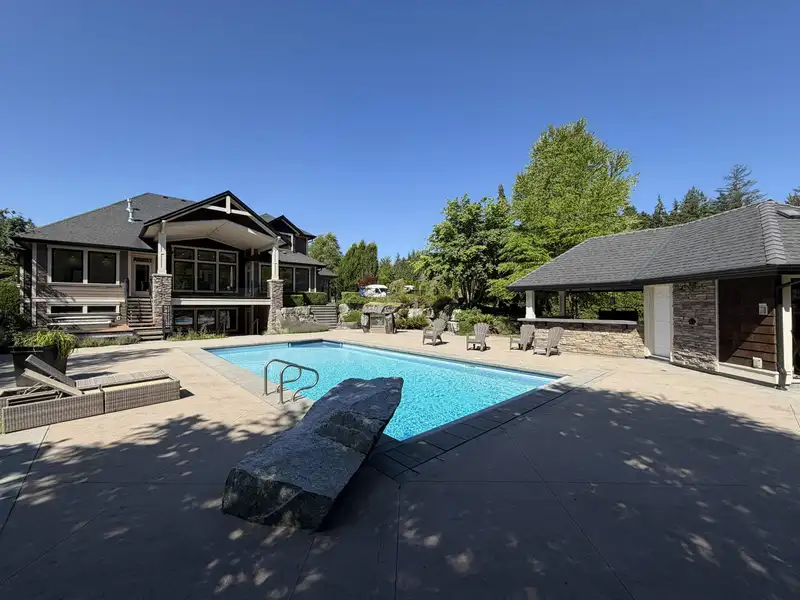 26540 124 AVENUE - photo 1 of 24