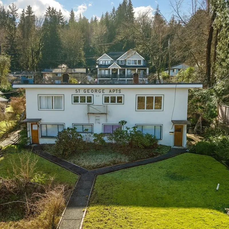 2217 ST GEORGE STREET - photo 2 of 25