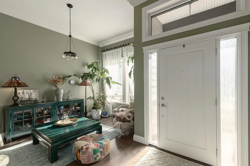 22731 136A AVENUE - photo 3 of 25