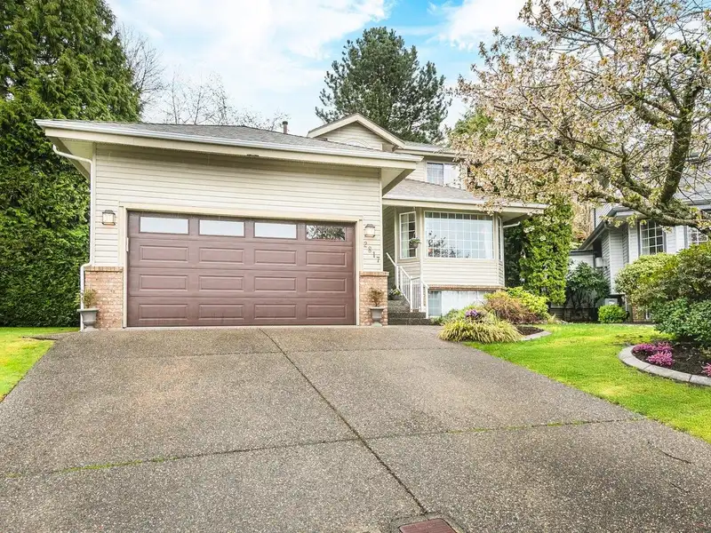2817 GREENBRIER PLACE - photo 1 of 40